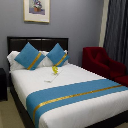 Atlantic Pearl Guest House Midrand Exterior photo
